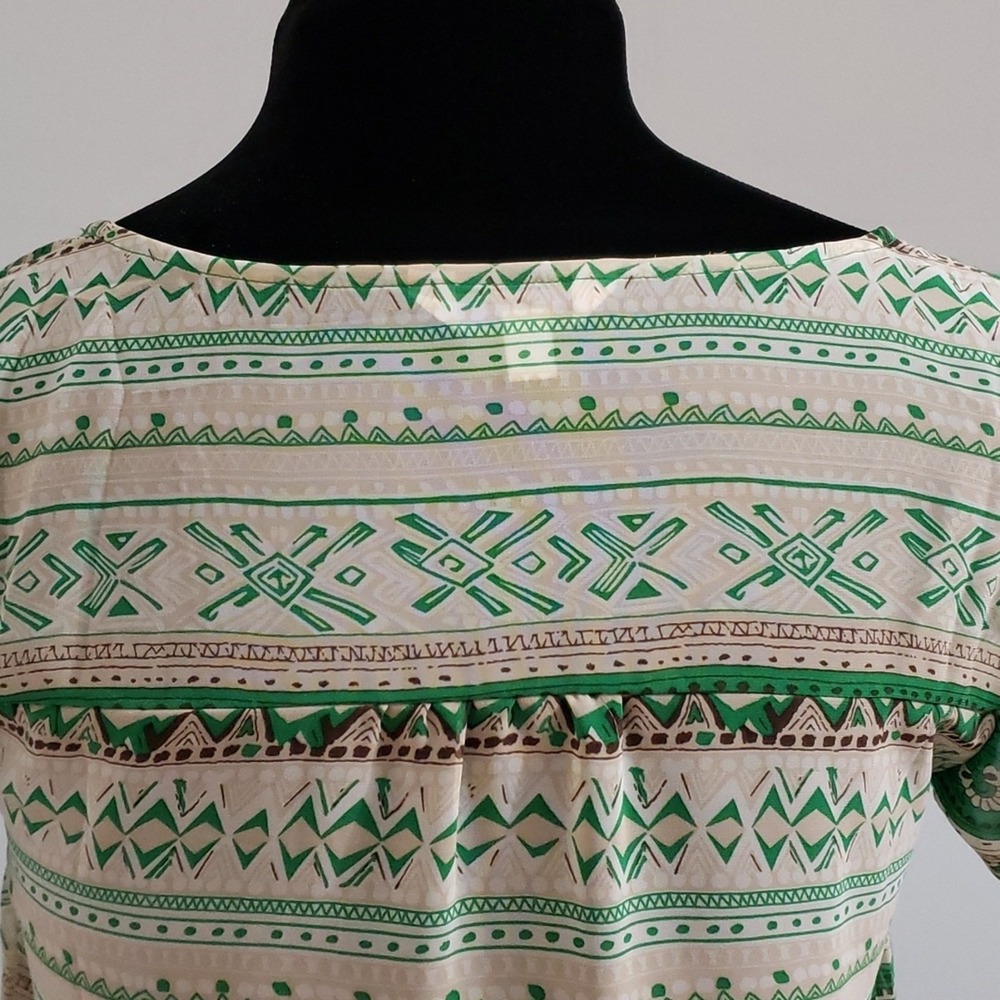 Charming Charlie Womens Green Tribal Geometric Scoop Neck Blouse TA6302 Medium - Picture 10 of 10